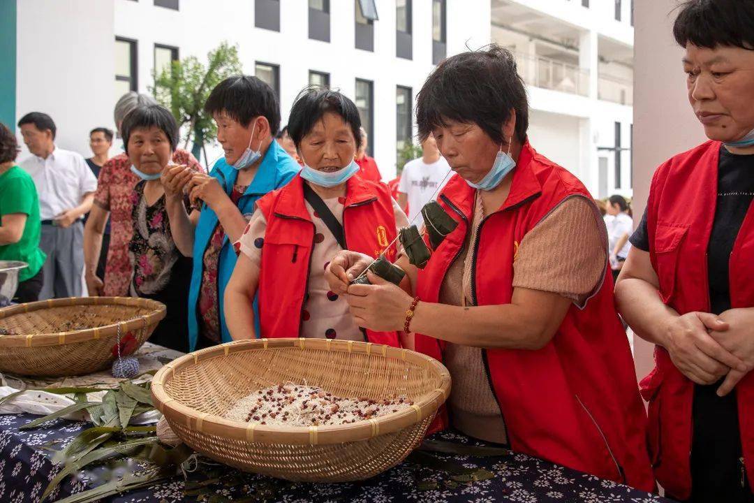 2024年香港资料免费大全,时代资料解释落实_完整版24.800